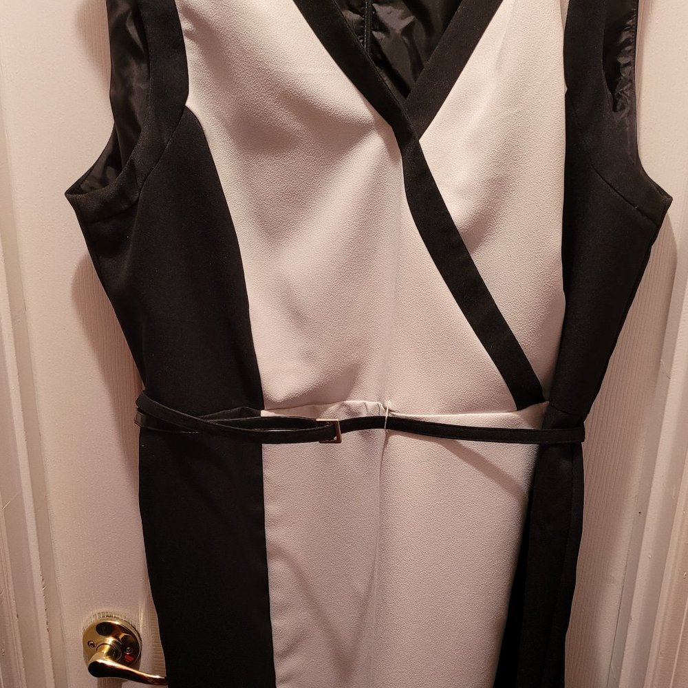 *Plus Sized* Sleeveless Polyester Dress